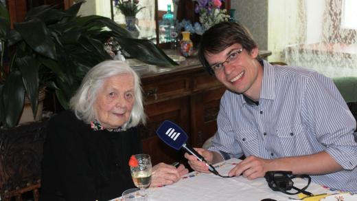 Jarmila Hanychová a redaktor Jan Kodet