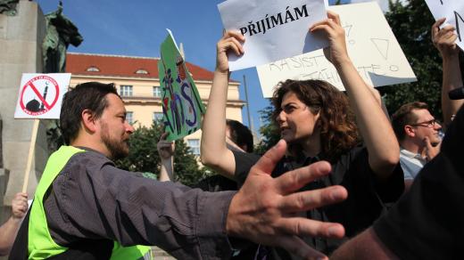 Demonstrace Ne islámu na Palackáho náměstí