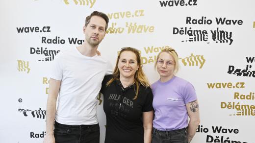 Živá Brambora s vejcem s Lucií Výbornou během Dne otevřených dveří na Radiu Wave 2023