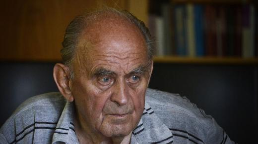 prof. MUDr. Rudolf Malec, dlouholetý přednosta neurochirurgické kliniky Fakultní nemocnice Hradec Králové