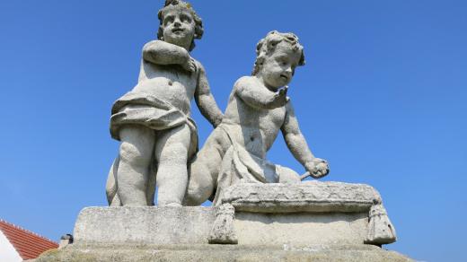 Výzdoba barokního hřbitova Střílky