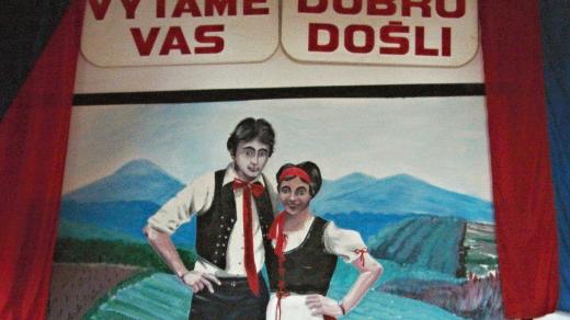 Malba v českém domě v Nové Vsi