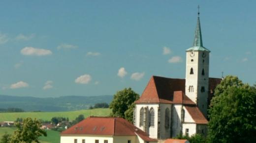 Kostel Nanebevzetí Panny Marie, Nezamyslice