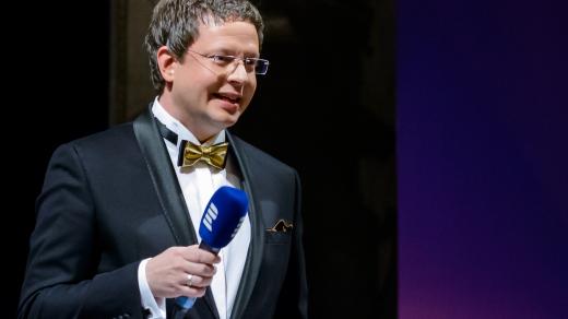Aleš Cibulka oslavil 25 let Toboganu v zaplněném Národním divadle