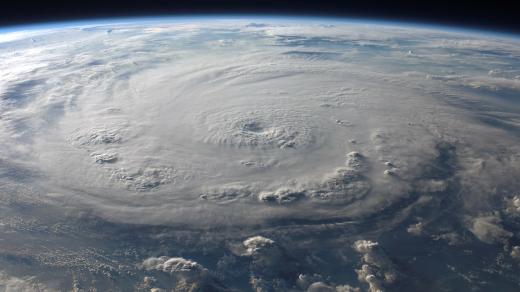 studená fronta, hurikán, El Nino