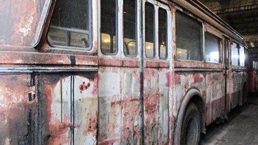 Nejstarší trolejbus je z roku 1952 a vozil lidi v Mariánských Lázních