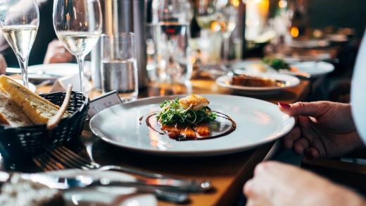 losos, restaurace