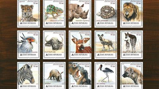 ZOO Dvůr Králové dostala k 70. narozeninám dárek. Unikátní emisi poštovních známek