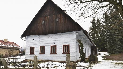 Roubená stavba z roku 1547, Rtyně v Podkrkonoší