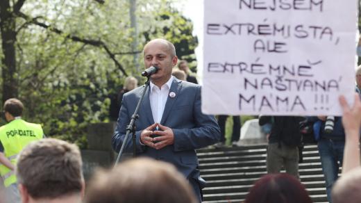 Pochod uspořádal Blok proti islámu Praha v čele s Martinem Konvičkou