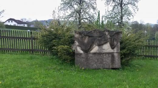Tady turisté vždy položí kytici