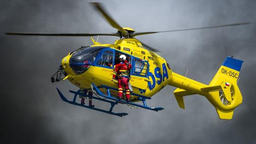 Helicopter show - nejrozsáhlejší letecká a motoristická show v České republice se koná na letišti v Hradci Králové