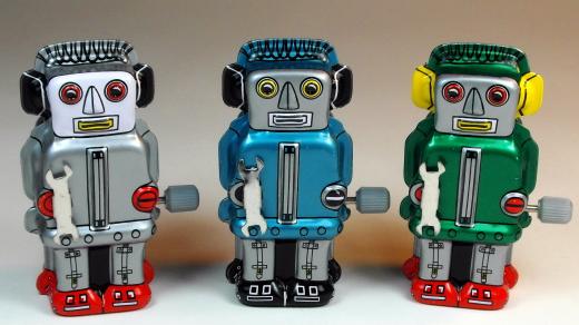 Roboti