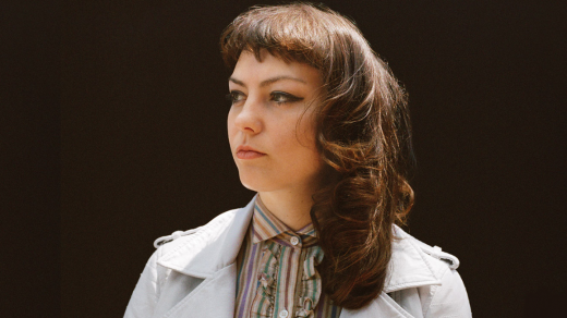 Angel Olsen na desce Woman