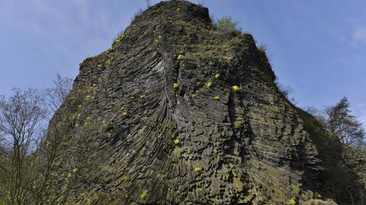 Když bychom chtěli znát původ vzniku Vrkoče, museli bychom se vrátit o pár milionů let zpátky – až do období miocénu