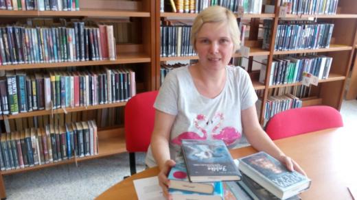 Václava Medalová Hůdová, kKnihovnice čtyřdvorské pobočky Jihočeské vědecké knihovny v Českých Budějovicích