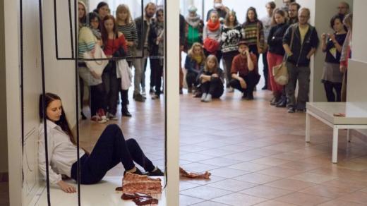Jana Orlová během performance Lidské maso 