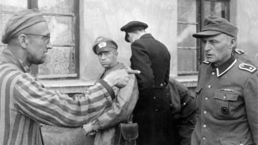 Ruský vězeň identifikuje surového dozorce v nacistickém koncentračním táboře Buchenwald