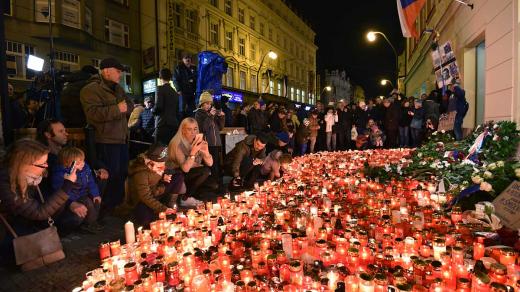 Zapalování svíček, Národní třída, 17. listopad