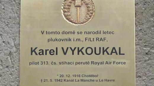 Karel Vykoukal, pamětní deska na rodném domě - Chotěboř, Jiráskova 624