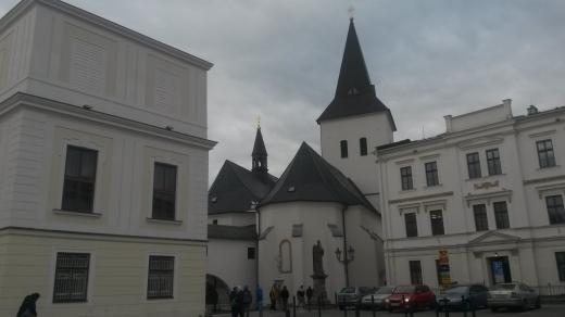 Kostel Povýšení sv. Kříže je nejstarší dochovanou stavbou v Karviné