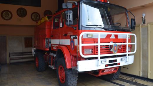 Terénní hasičské auto 1. sboru ve Valparaísu. Tahle jednotka jezdí často k lesním požárům