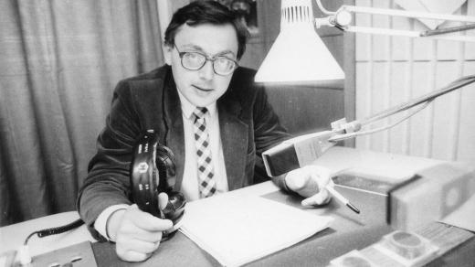 80. léta. Za mikrofonem v Čs. rozhlase v Hradci Králové
