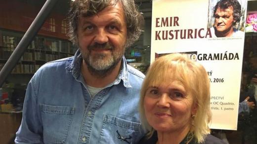 Emir Kusturica s překladatelkou Dragou Zlatníkovou