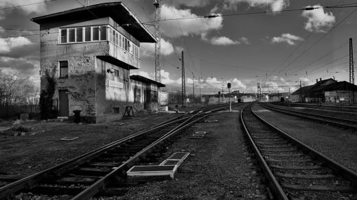 Nádraží Praha Bubny, Holešovice