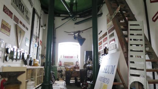 Muzeum sídlí v objektu bývalé vodárně z roku 1871, budova je kulturní památkou