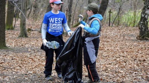 Nejvíce si úklid užívaly děti