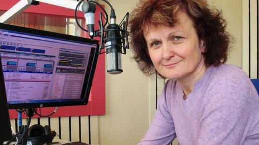 Farářka Anna Holínská získala celostátní Cenu Ď, která oceňuje nejlepší dobrodince a mecenáše. Projekt pro seniory „Chytré hlavičky" 