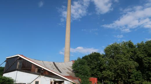 Bývalá mazutová výtopna na pražském sídlišti Invalidovna