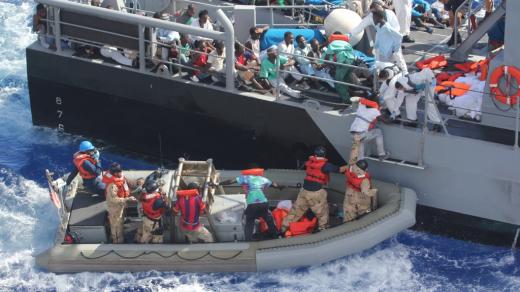 Migranti ve Středozemním moři