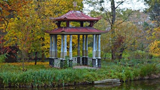 Podzamecká zahrada Kroměříž – Čínský pavilon. Jedna z památek, kterou chce Czech National trust zachránit