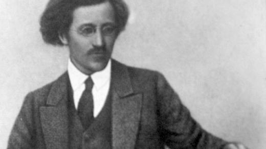 Vladimir Antonov-Ovsejenko v roce 1917
