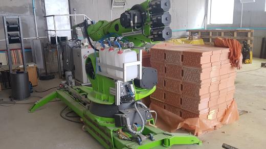 Zdící robot ze Stránčic