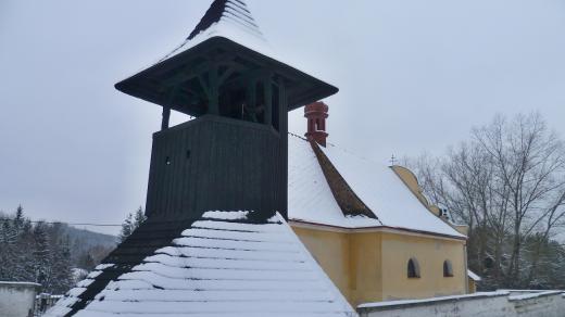 Zvonice ve Lhoticích