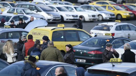 Protestující taxikáři