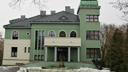 Balounkova vila  na Husově třídě v Novém Bydžově