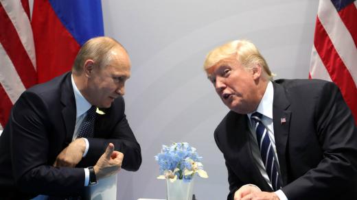 Dnes už není mezi Západem a Východem ideologické soutěžení na život a na smrt, myslí si Ivan Hoffman