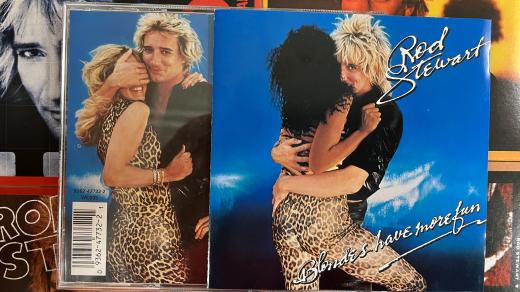 Rod Stewart: Blondes Have More Fun