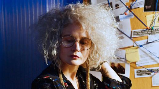 Tereza Hofová v nové podcastové sérii Umění padělat