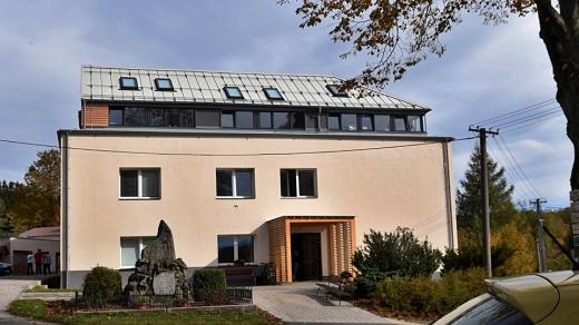Základní škola Trivium plus v Dobřanech v Orlických horách baví žáky, učitele i rodiče