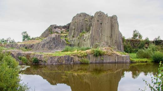 Panská skála u Kamenického Šenova