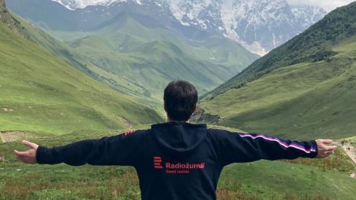 Radiožurnál pod nejvyšší horou Gruzie, pětitisícovkou Mt.Šchara