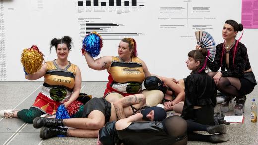 Cena cen, Etika je sexy – Umělecká performance Kateřiny Olivové a Tamary Moises