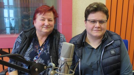 Hana Pekárková a Andrea Turková ve studiu Českého rozhlasu Hradec Králové