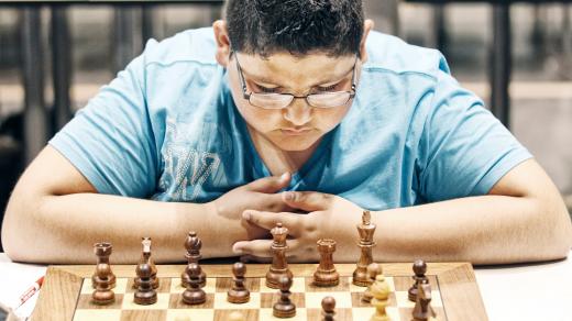 Účastník šachového festivalu Czech Open v Pardubicích