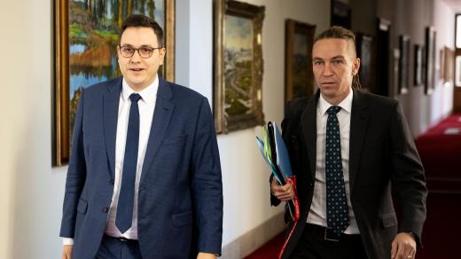 Předseda Pirátů Ivan Bartoš a pirátský ministr zahraničí Jan Lipavský